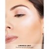 hypnoticLightsPowderHighlighter_MHLH-02_Hero4_Luminous Light_milani